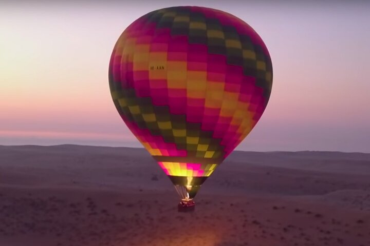 Best Beautiful Tour at Dubai Desert By Hot Air Balloon - Photo 1 of 10